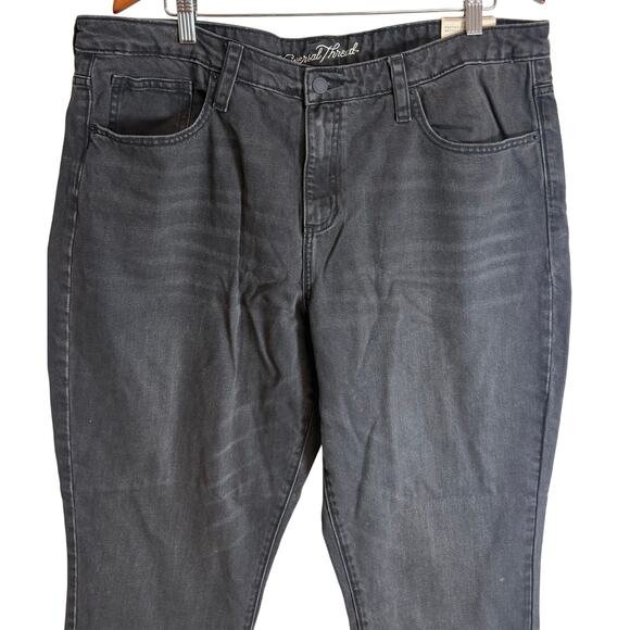 Universal Thread High Rise Straight Jeans Womens Size 16 Gray Raw Hem New - Picture 4 of 9